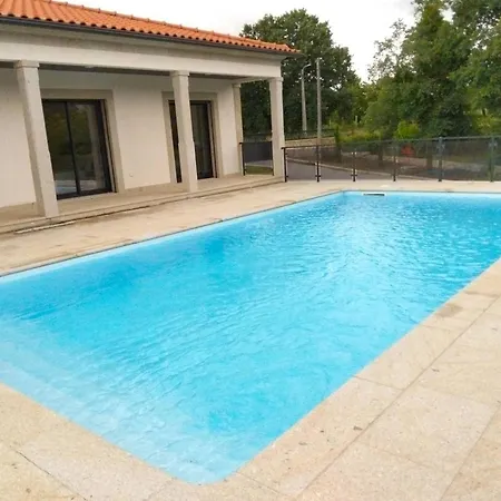 فيلة Nogueira House - Piscina E Luxo بونتي دي ليما