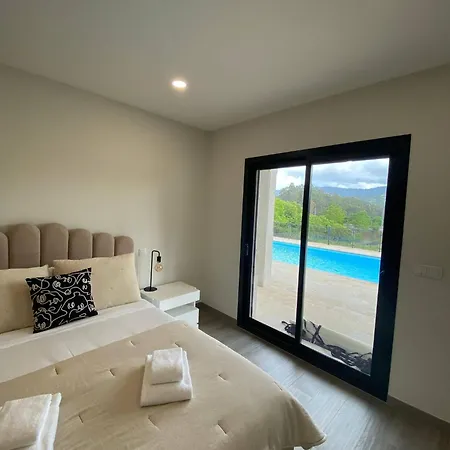 Nogueira House - Piscina E Luxo بونتي دي ليما