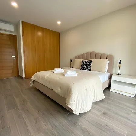 Nogueira House - Piscina E Luxo * بونتي دي ليما