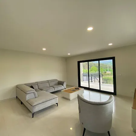 Nogueira House - Piscina E Luxo