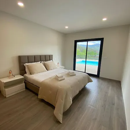 Nogueira House - Piscina E Luxo